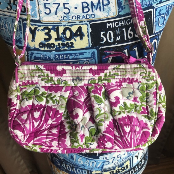 Vera Bradley Quilted Paisley Floral Crossbody Adjustable Shoulder Purse - Picture 8 of 12